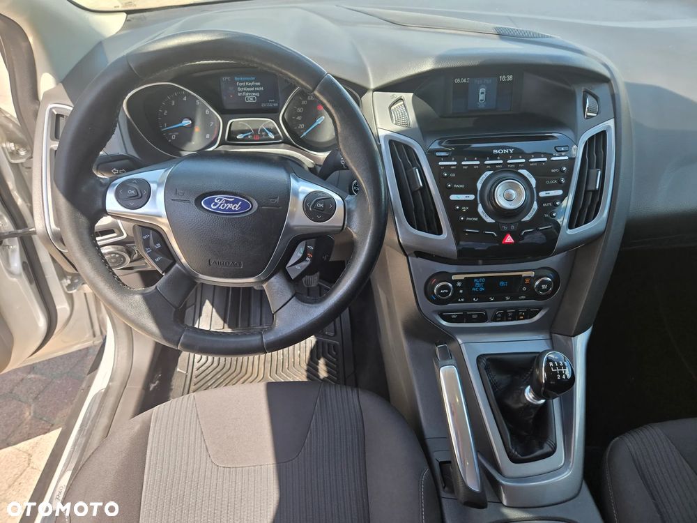 Ford Focus 1.6 EcoBoost Start-Stopp-System Titanium - 17