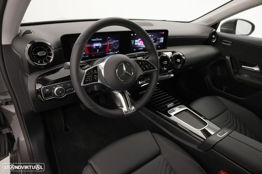 Mercedes-Benz A 250 Limousine e - 28