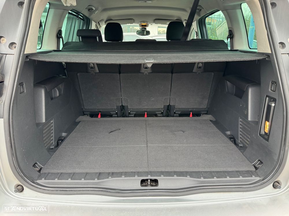 Peugeot 5008 1.6 HDi Sport - 24