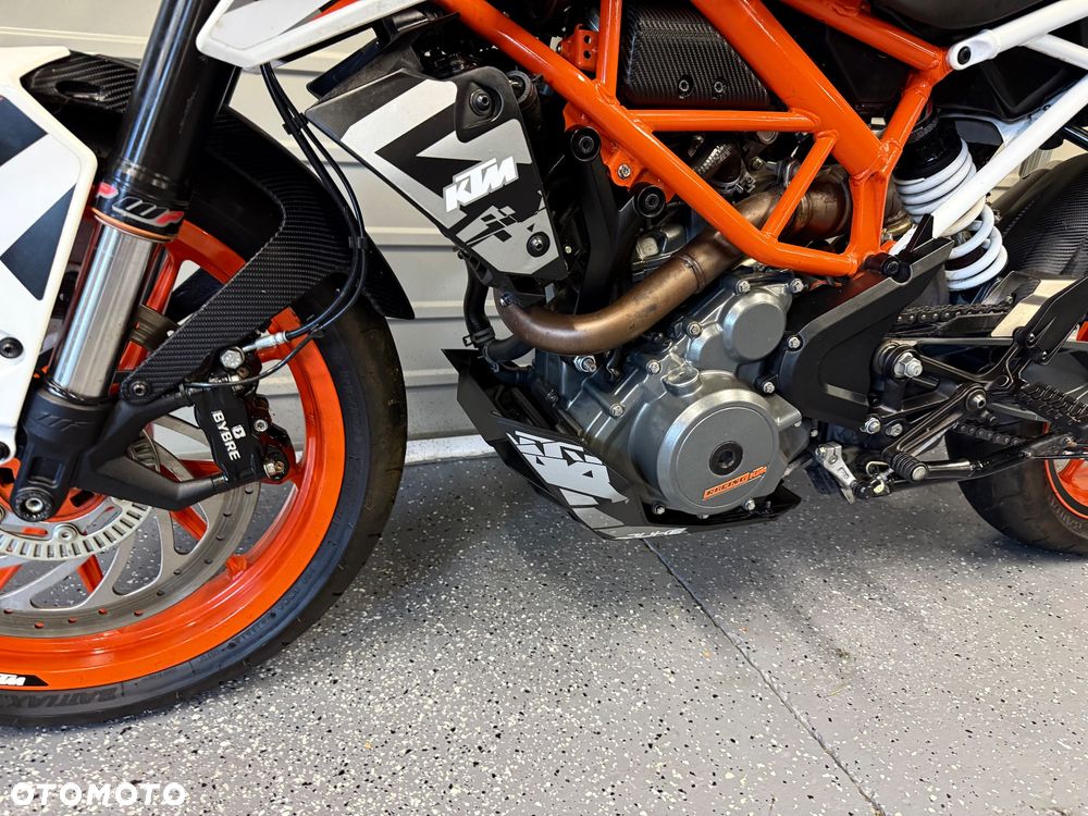 KTM Duke - 12