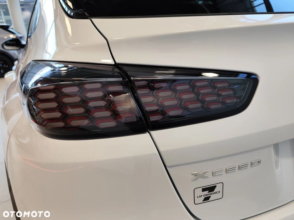 Kia XCeed 1.6 T-GDI Tribute DCT - 6