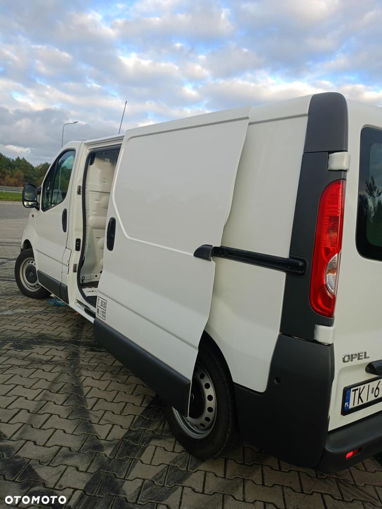 Renault Trafic - 22