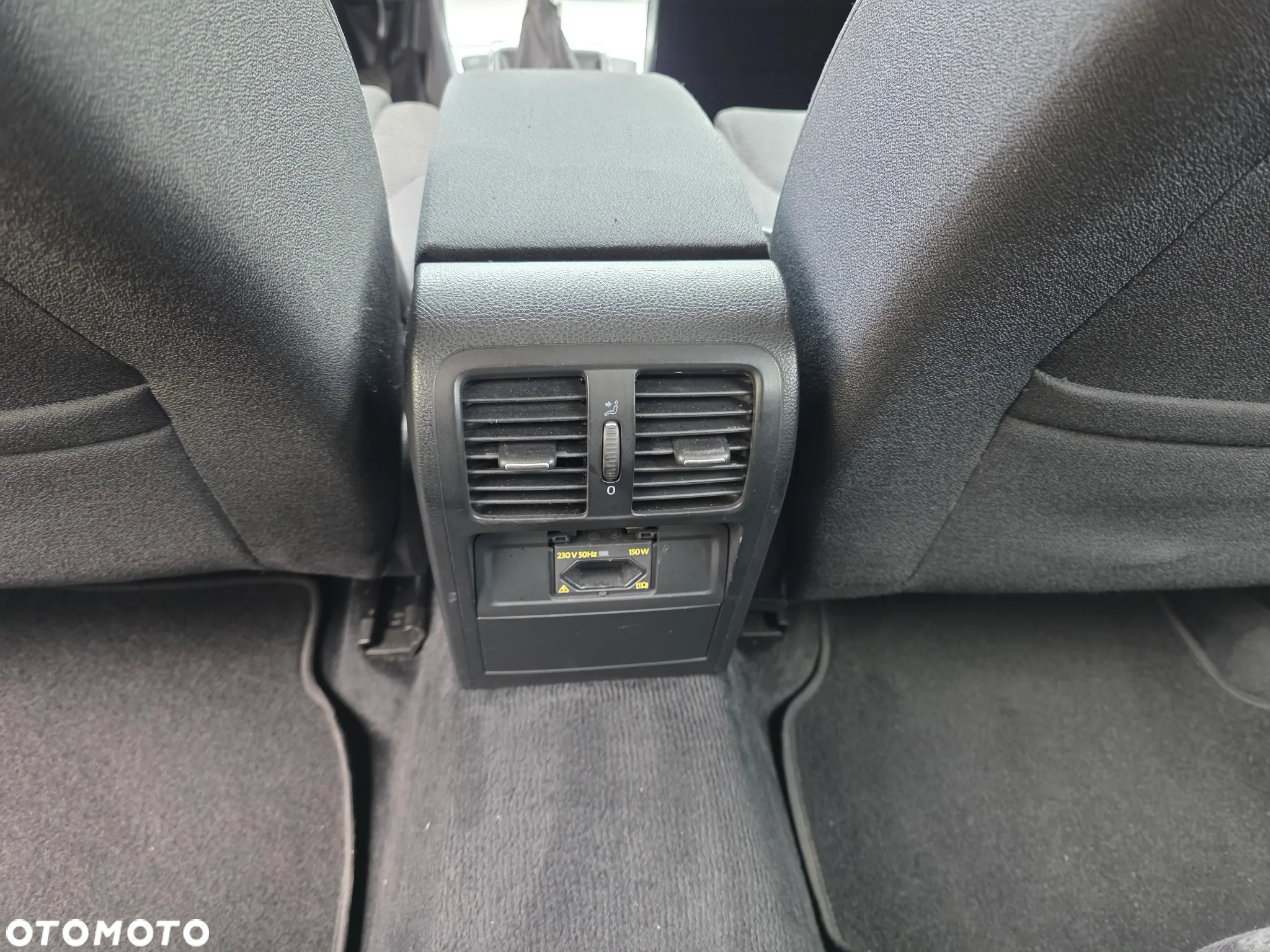 Volkswagen Passat 1.9 TDI Comfortline - 21