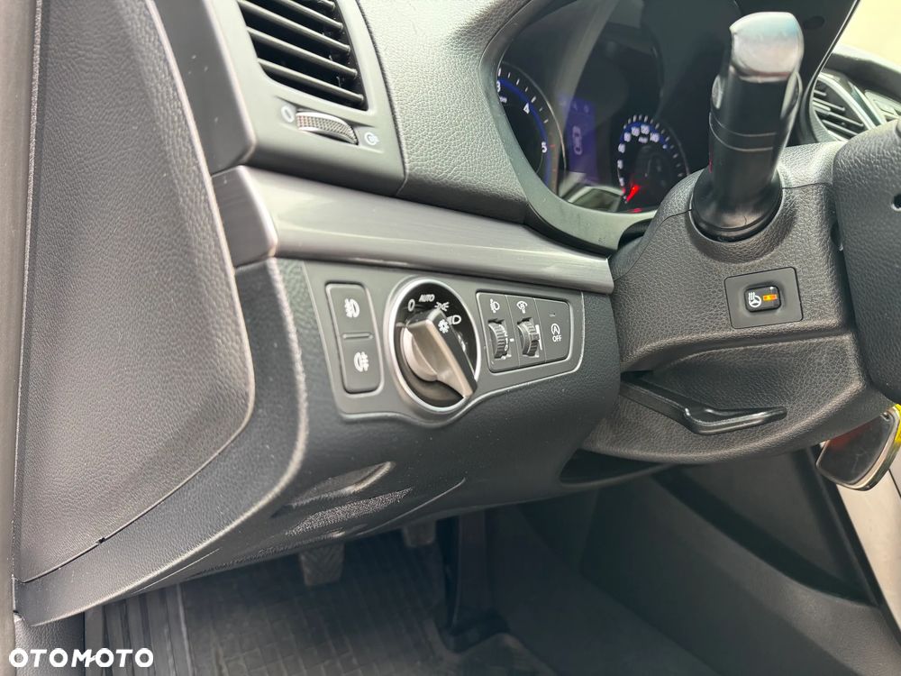 Hyundai i40 Kombi blue 1.7 CRDi Premium - 25