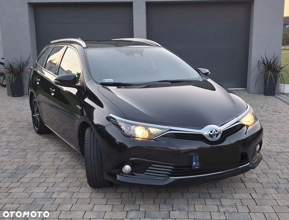 Toyota Auris Hybrid 135 Prestige - 1