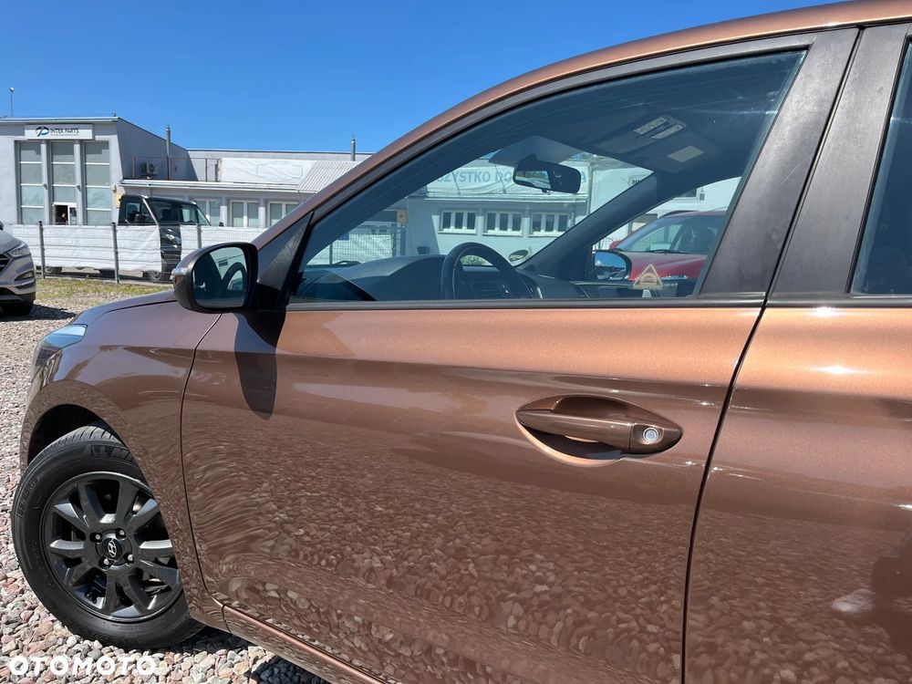 Hyundai i20 - 13