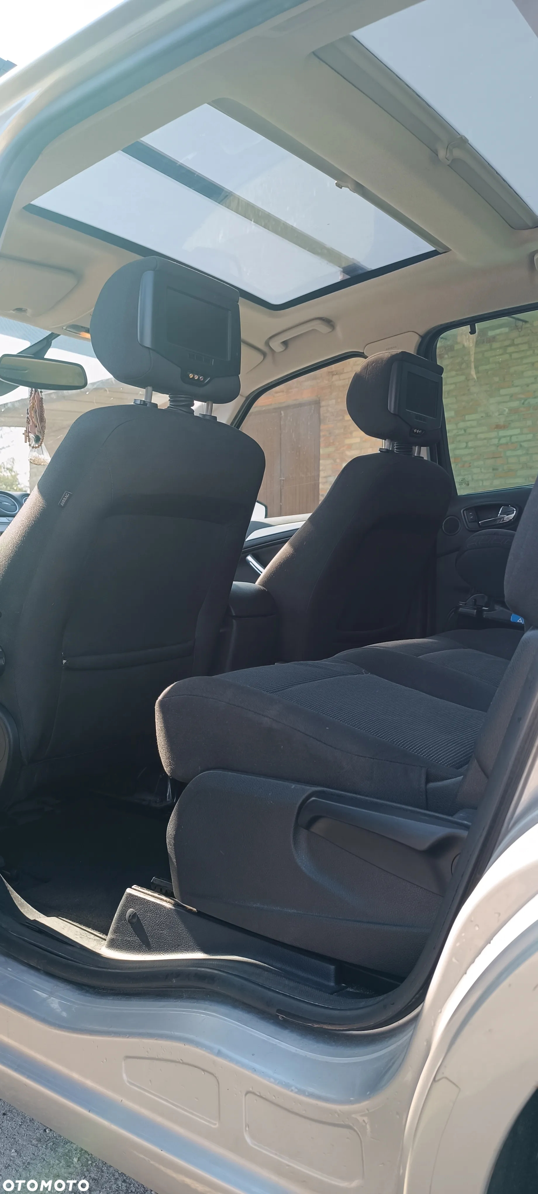 Ford S-Max 2.5 Titanium - 8