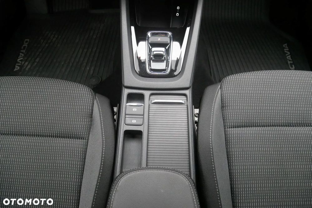 Skoda Octavia 1.5 TSI e-Tec Ambition DSG - 16