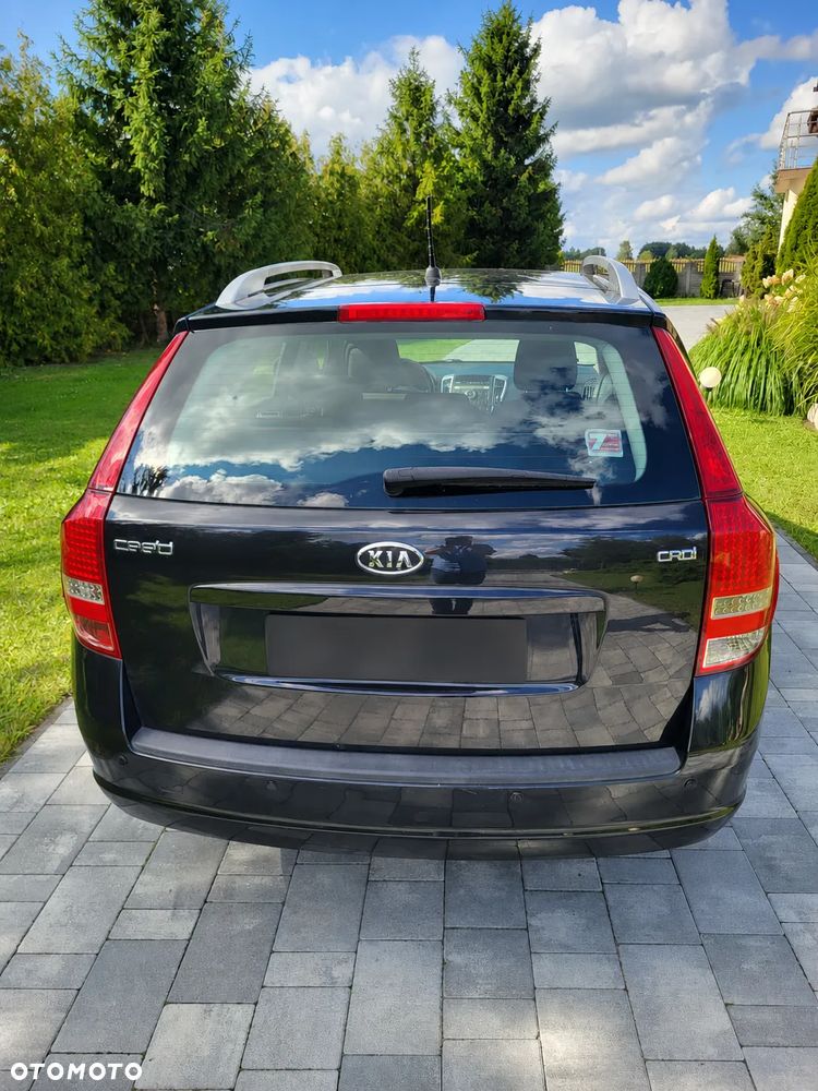 Kia Ceed - 3