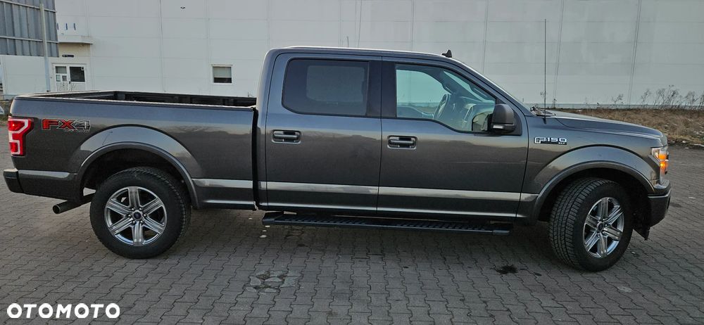 Ford F150 - 8