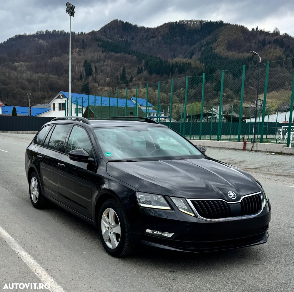 Skoda Octavia 1.6 TDI DSG Ambition - 5