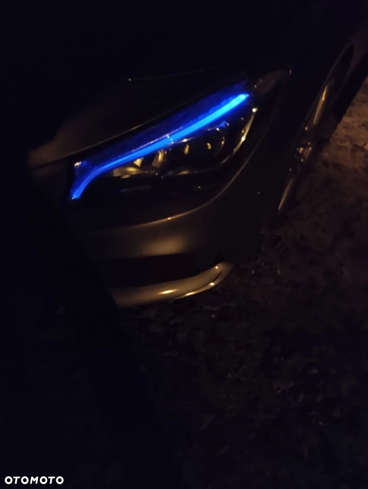 Mercedes-Benz GLA 200 (CDI) d 7G-DCT - 8