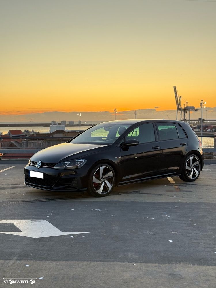VW Golf GTI 2.0 TSI OPF DSG Performance - 3
