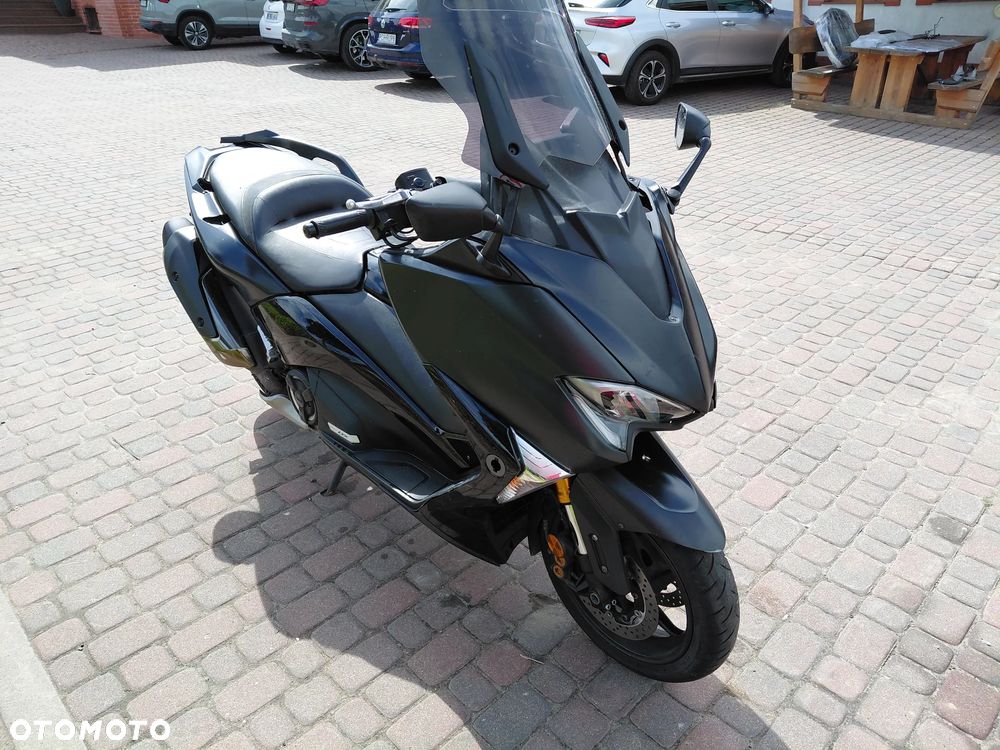 Yamaha Tmax - 7