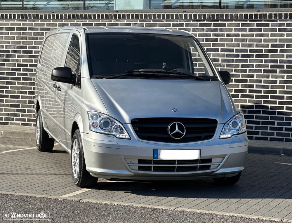 Mercedes-Benz Vito - Automática - 9