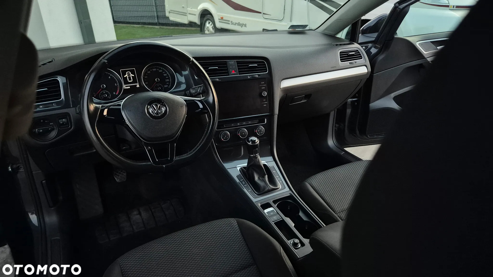 Volkswagen Golf VII 1.6 TDI BMT Trendline - 27