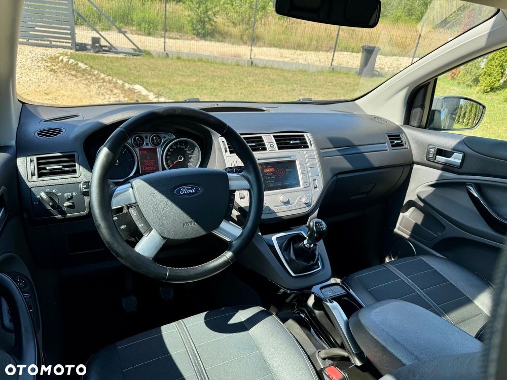 Ford Kuga 2.0 TDCi Individual - 27
