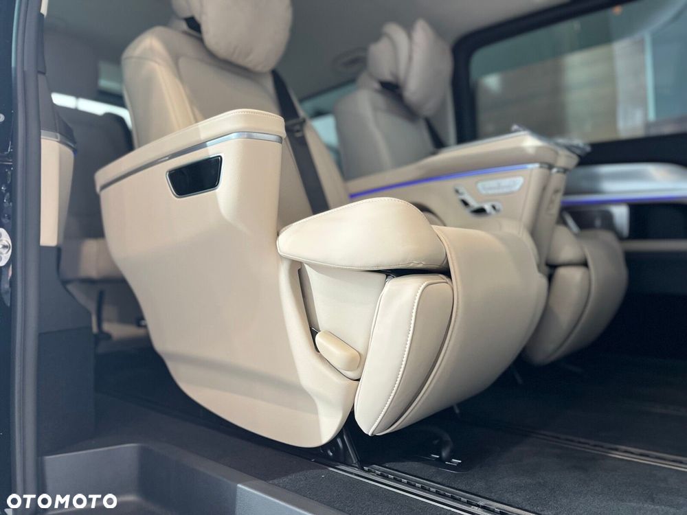 Mercedes-Benz Klasa V - 26