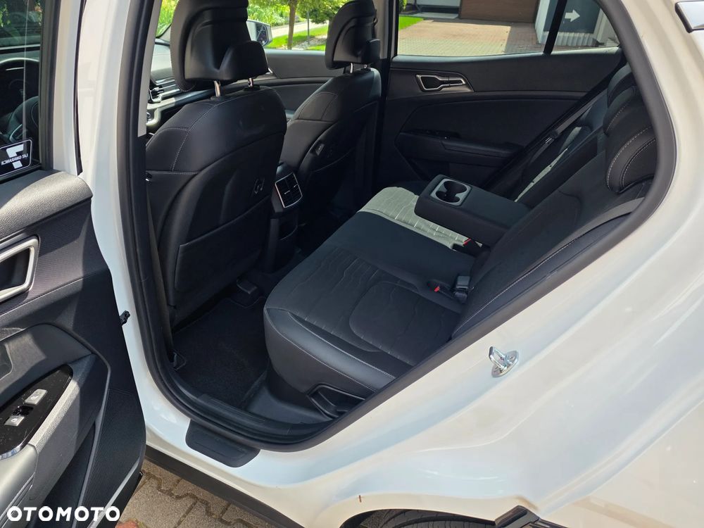 Kia Sportage 1.6 T-GDI HEV Business Line 2WD - 14