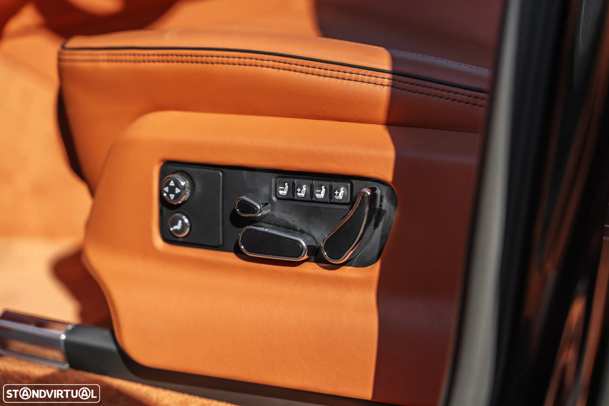 Bentley Bentayga Hybrid Azure - 15