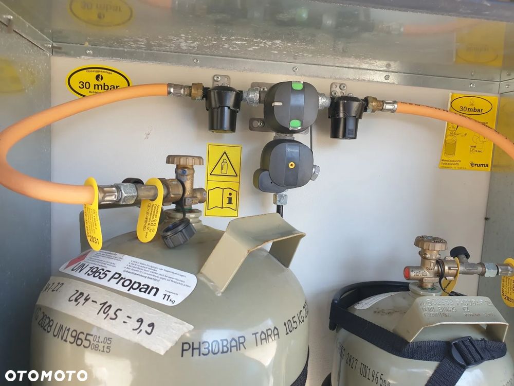 KNAUS DESEO 400 TR - 18