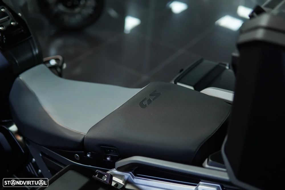 BMW R 1300 GS Adventure TRIPLE BLACK / Rebaixada - 25