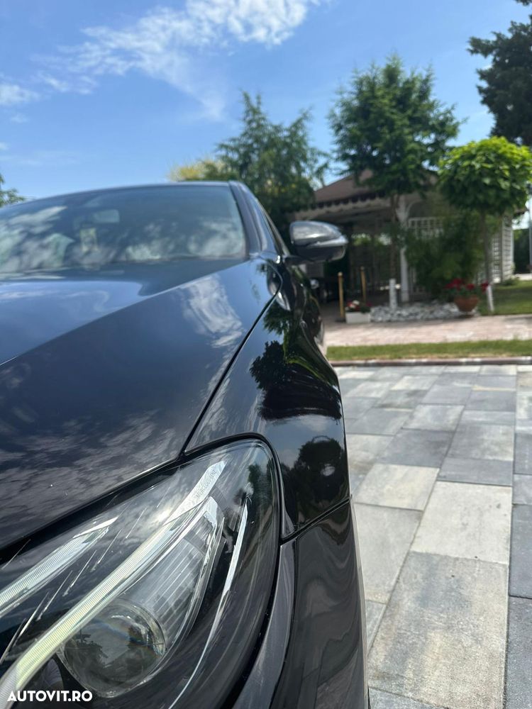 Mercedes-Benz E 220 d Aut. - 3