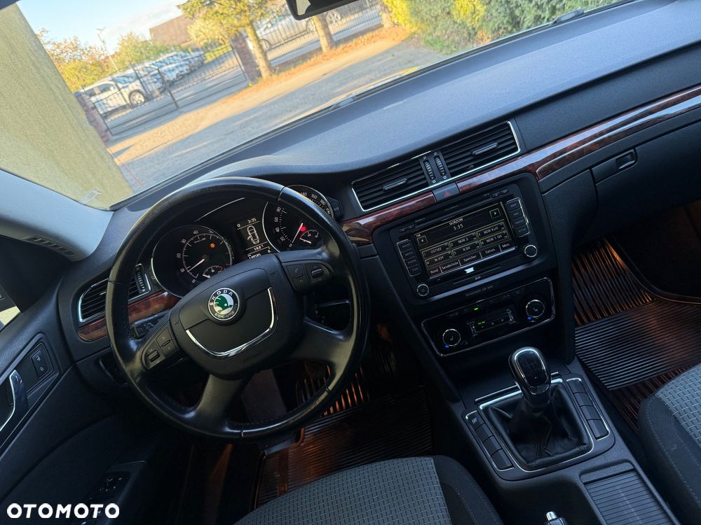Skoda Superb 1.4 TSI Exclusive - 26