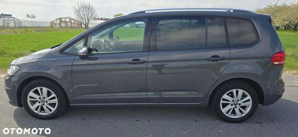 Volkswagen Touran - 2
