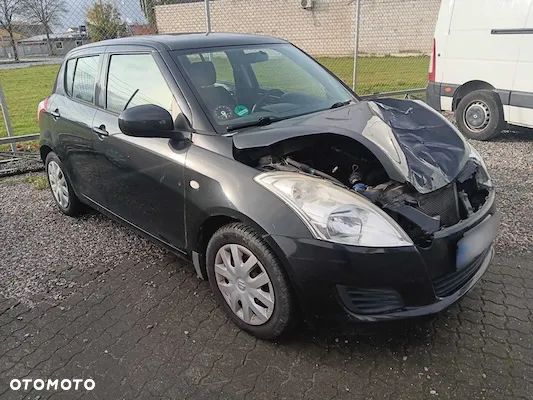 Suzuki Swift - 1
