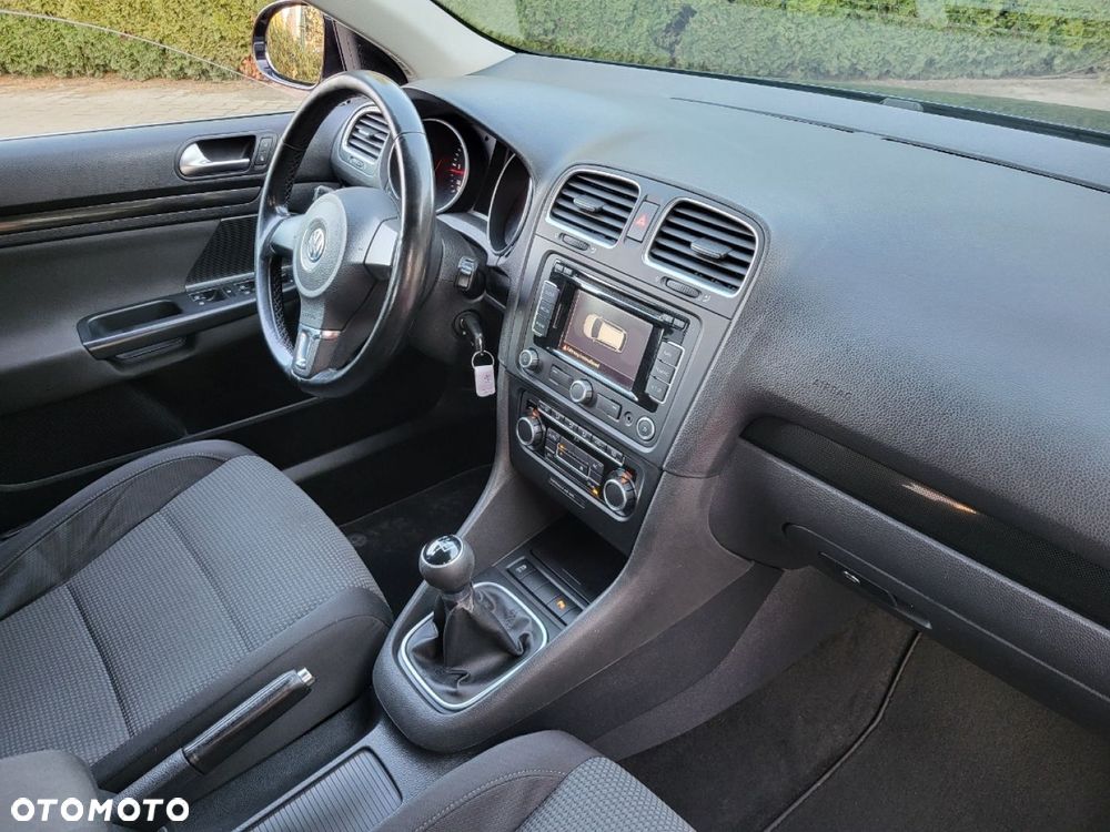 Volkswagen Golf - 16