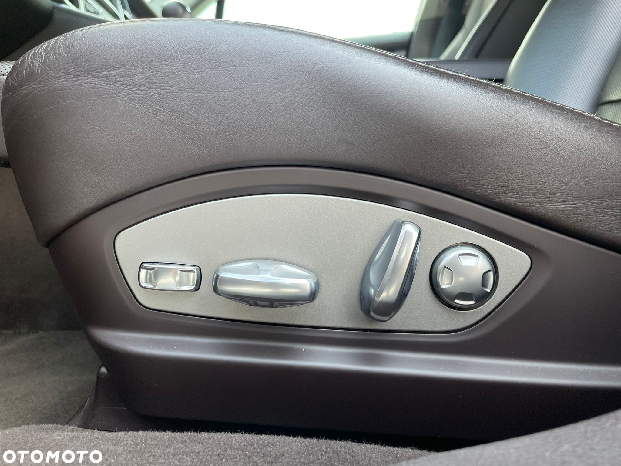Porsche Panamera 4S - 9