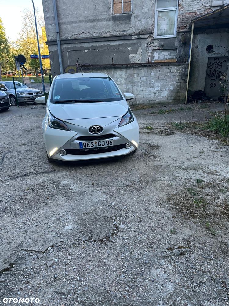 Toyota Aygo x-cite - 3