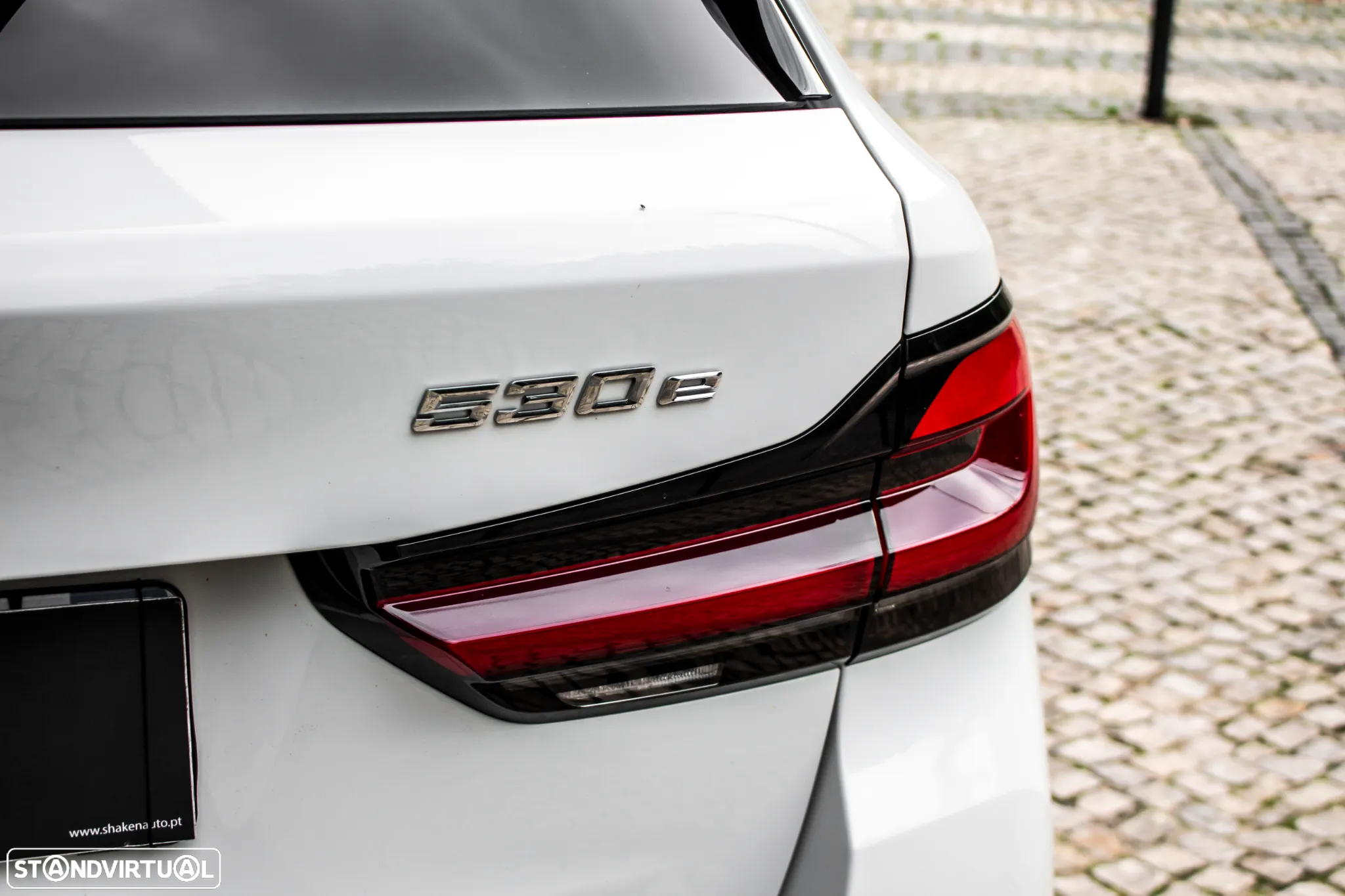 BMW 530 e Pack Desportivo M - 12