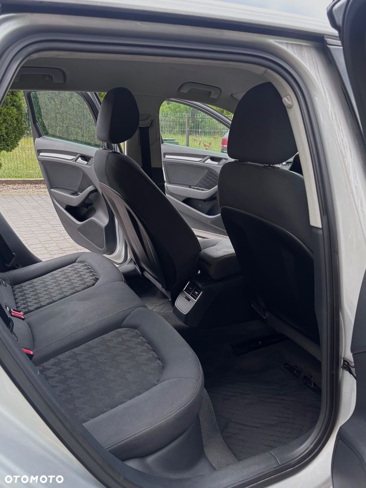 Audi A3 Sportback 1.4 TFSI Ambiente - 8