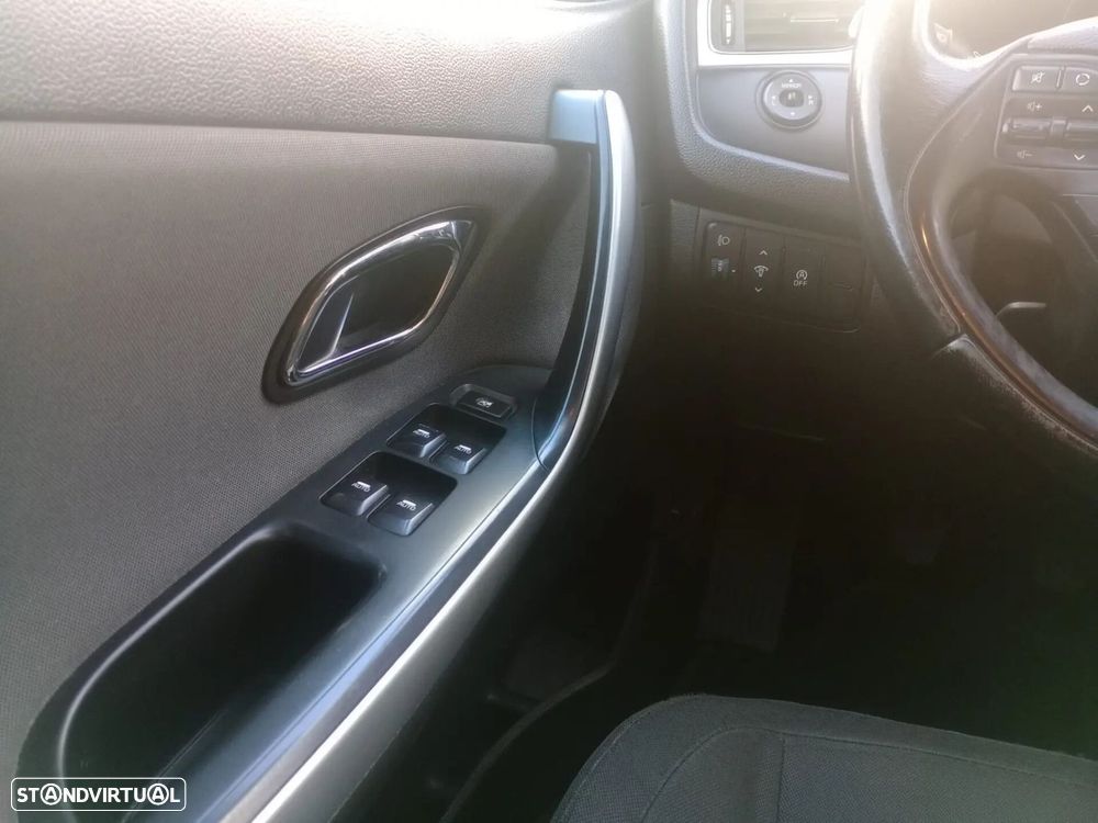 Kia Ceed SW 1.4 CRDi More - 27