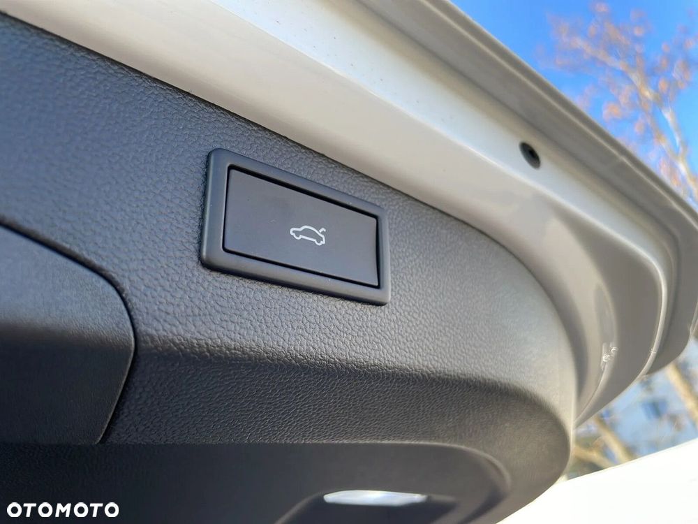 Volkswagen Passat Variant - 27