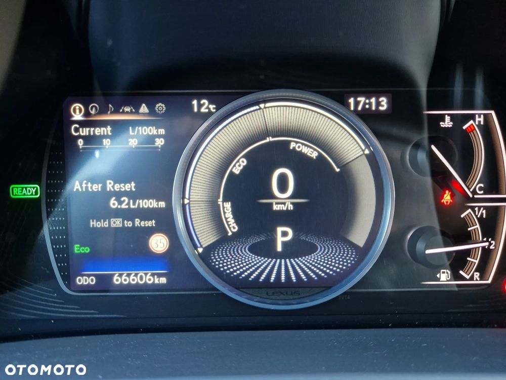 Lexus ES 300h Business Edition + - 11