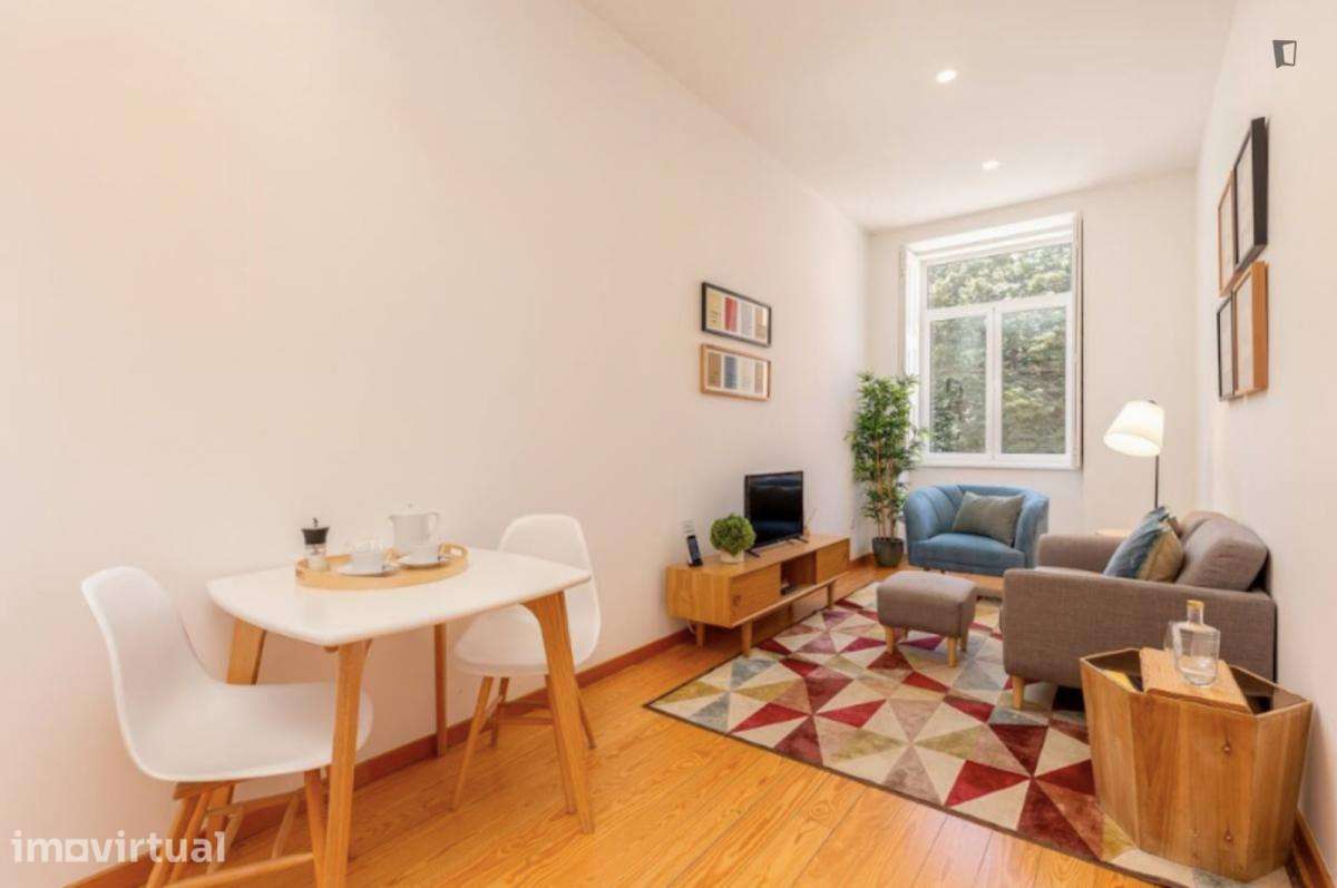 Apartamento com 1 quartos - localizado em Santo Ildefonso Porto - Grande imagem: 4/12