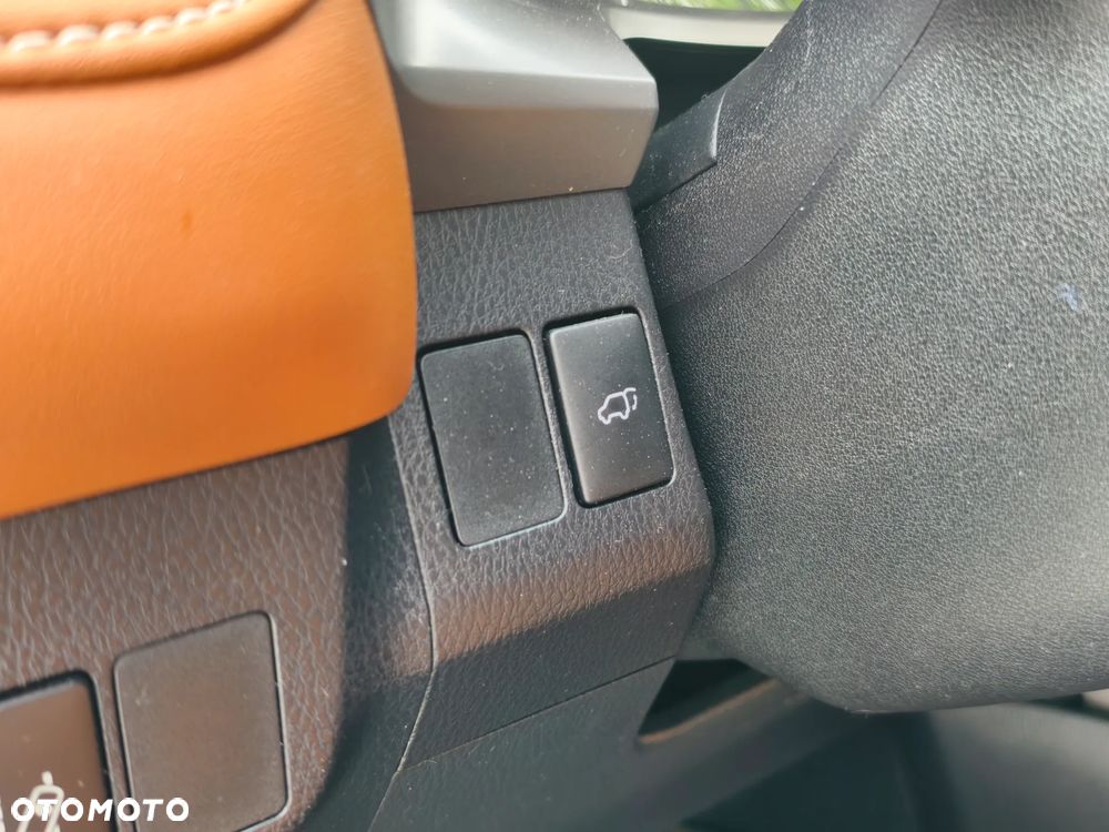 Toyota RAV4 Hybrid Prestige 4x4 - 32