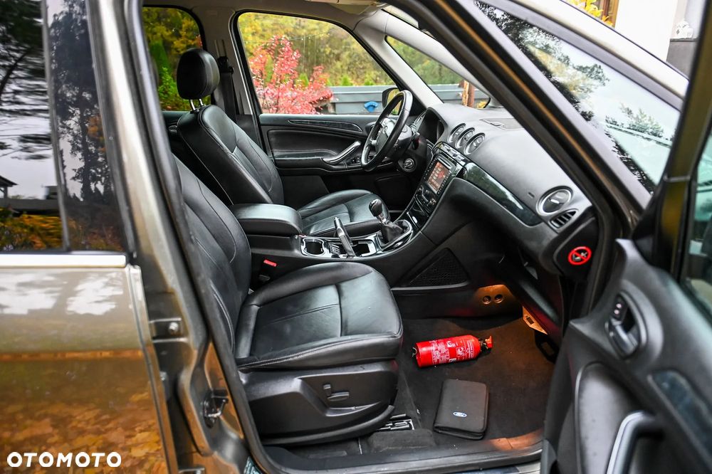 Ford Galaxy 2.0 TDCi Titanium - 18