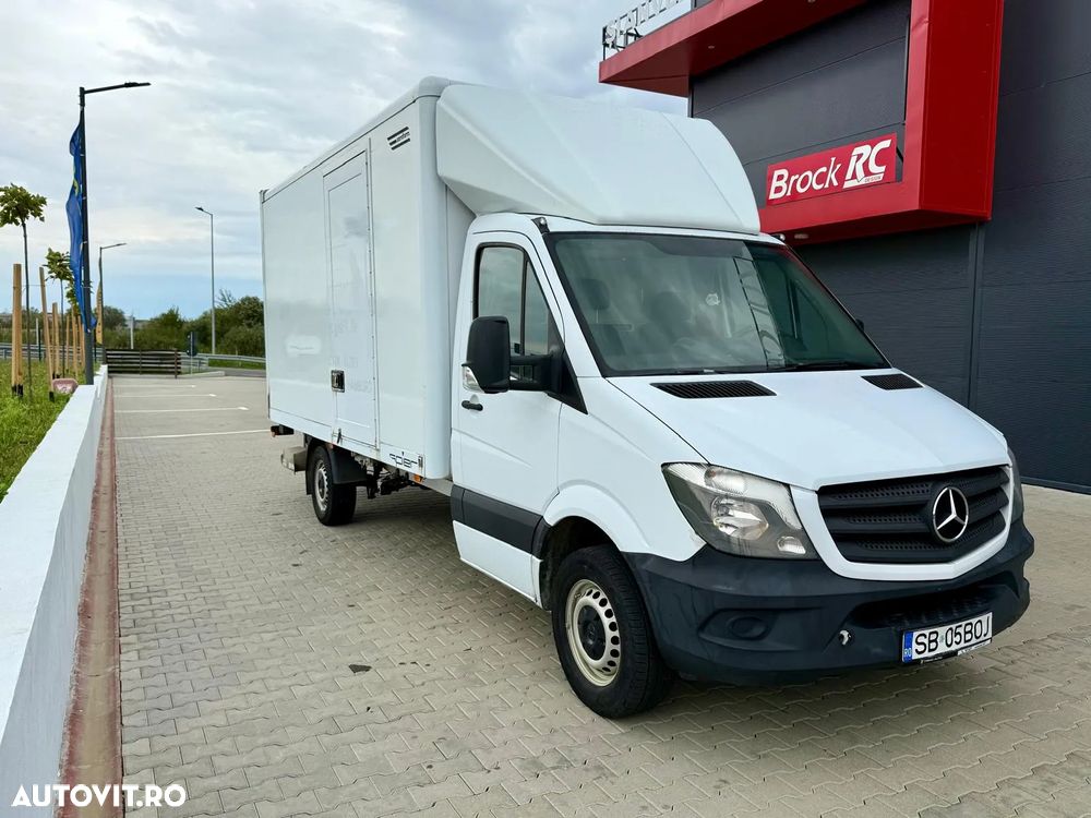 Mercedes Sprinter Cub cu lift - 3