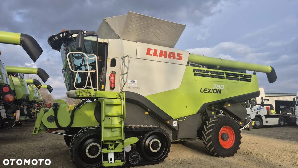 Claas Lexion 780TT(4X4) z hederem - 4