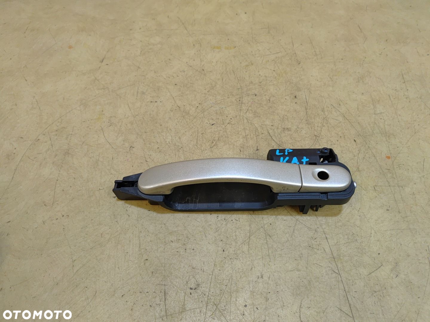 FORD KA PLUS KLAMKA LEWY PRZÓD LAK.WHITE GOLD E4B5A224A37AG - 3
