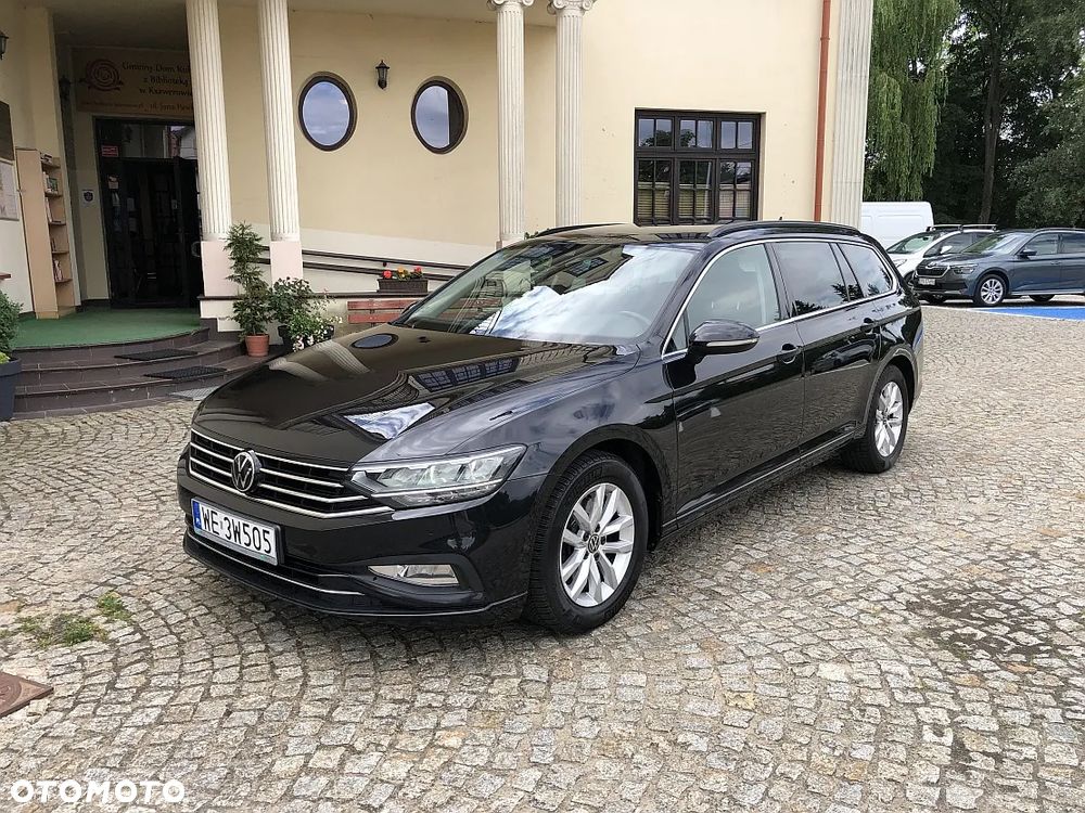 Volkswagen Passat Variant 2.0 TDI EVO Business DSG - 9