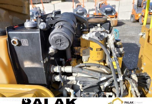 Caterpillar Walec drogowy  CAT CB 24   ,  2012 rok - 9