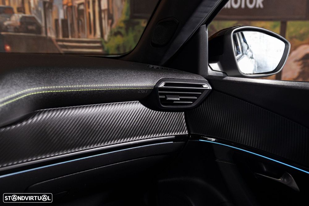 Peugeot 2008 1.2 PureTech GT EAT8 - 23