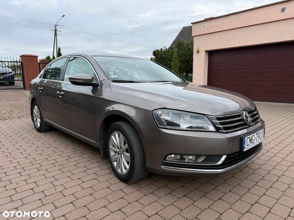Volkswagen Passat - 3