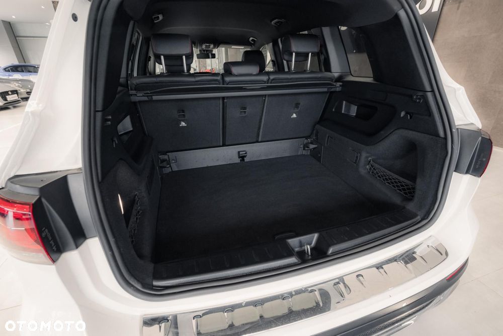 Mercedes-Benz GLB 200 4-Matic AMG Line 8G-DCT - 37