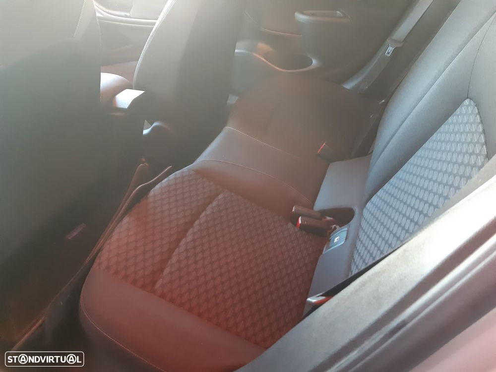 Opel Astra Sports Tourer 1.6 CDTI Ecotec 120 Anos S/S - 12